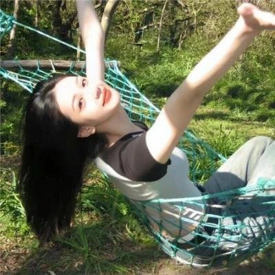少女卡米拉