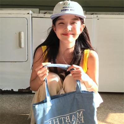 轻拍翻转小魔女